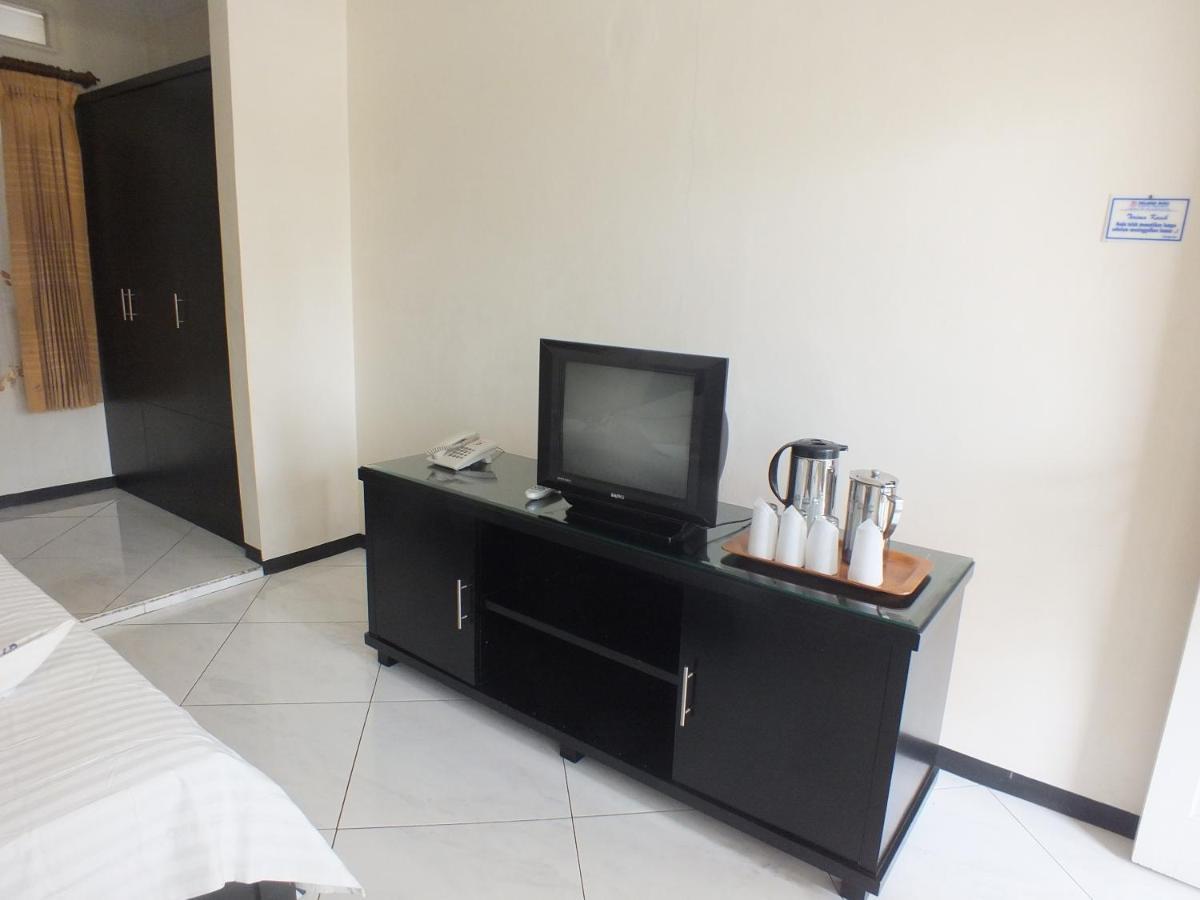 Delaga Biru Convention Hotel Bogor Buitenkant foto