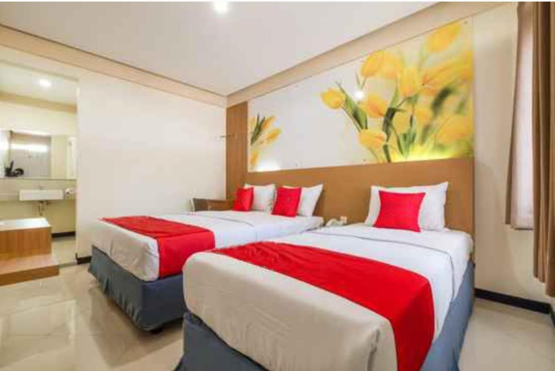 Delaga Biru Convention Hotel Bogor Buitenkant foto