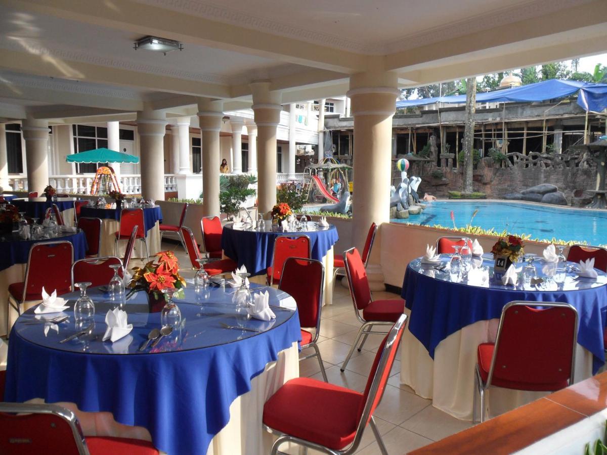 Delaga Biru Convention Hotel Bogor Buitenkant foto